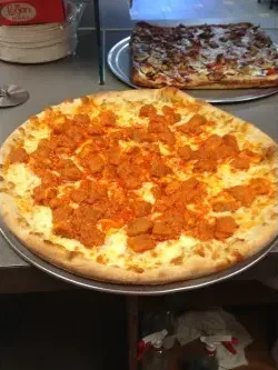 Gio's Pizza garlic bread