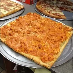 Gio's Pizza catering